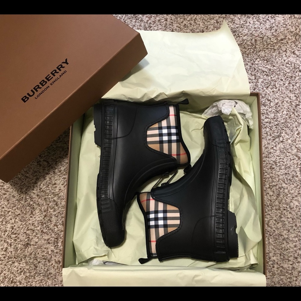 COPY - Burberry Vintage Check Rubber Boots